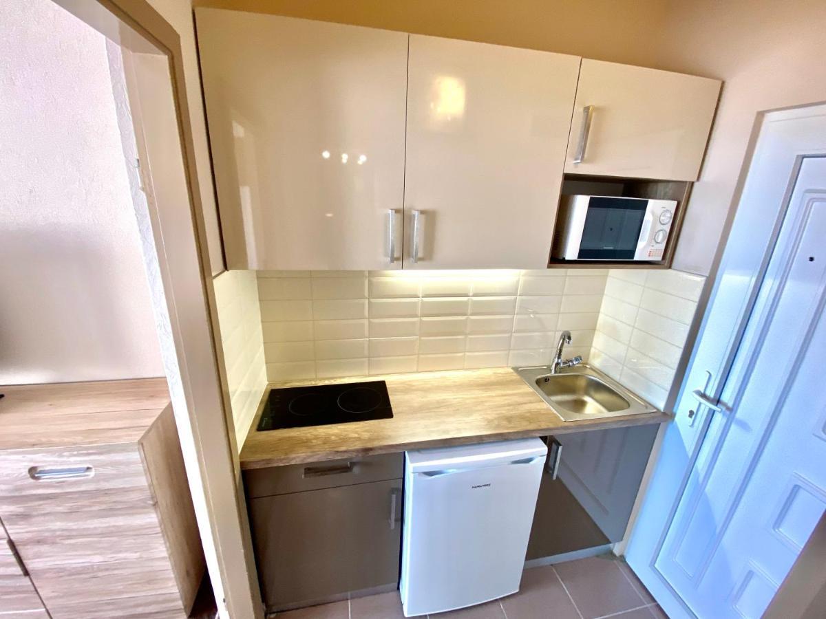 Aqua Blue Apartmanok - Шіофок Екстер'єр фото