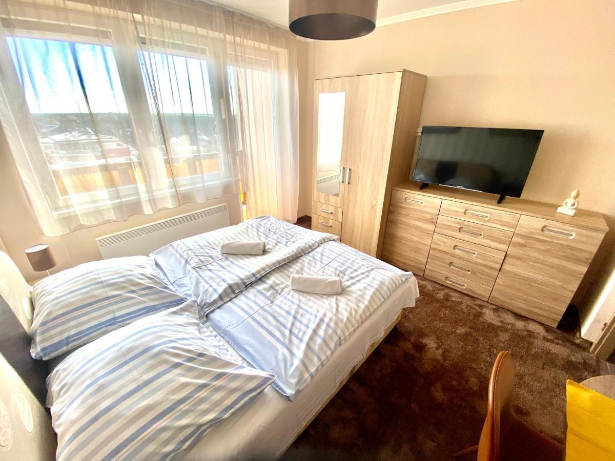 Aqua Blue Apartmanok - Шіофок Екстер'єр фото